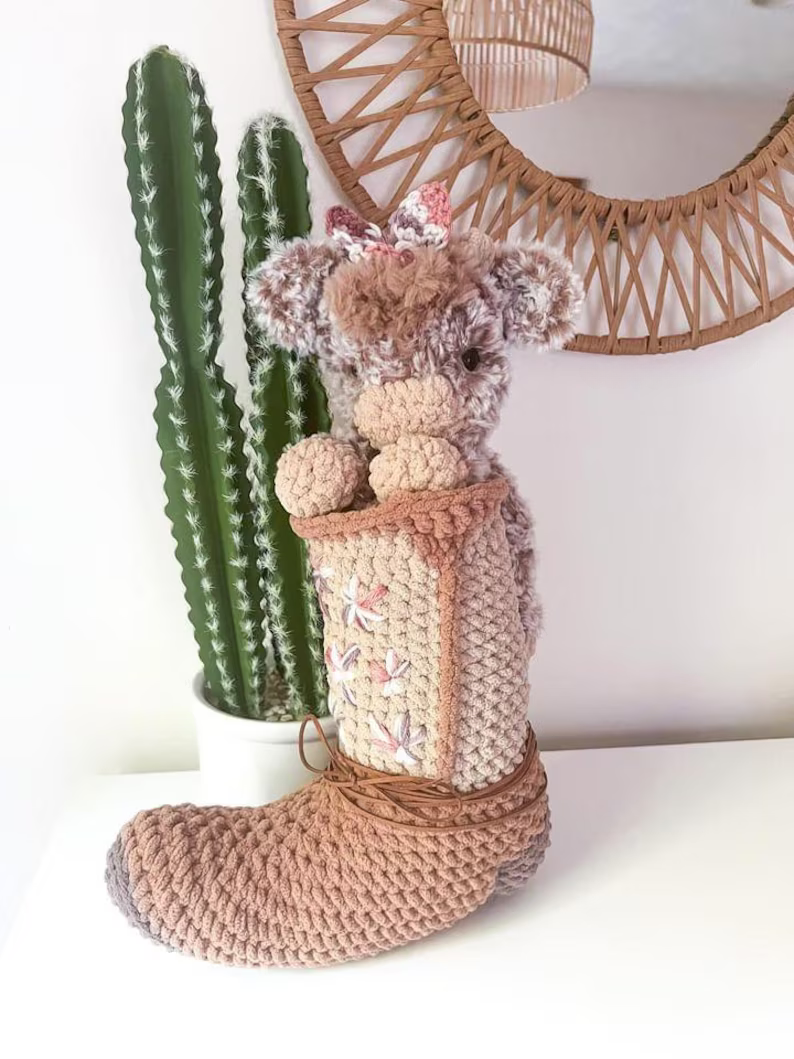 Highland Baby Cow – No-Sew Crochet Pattern 🌿🐮