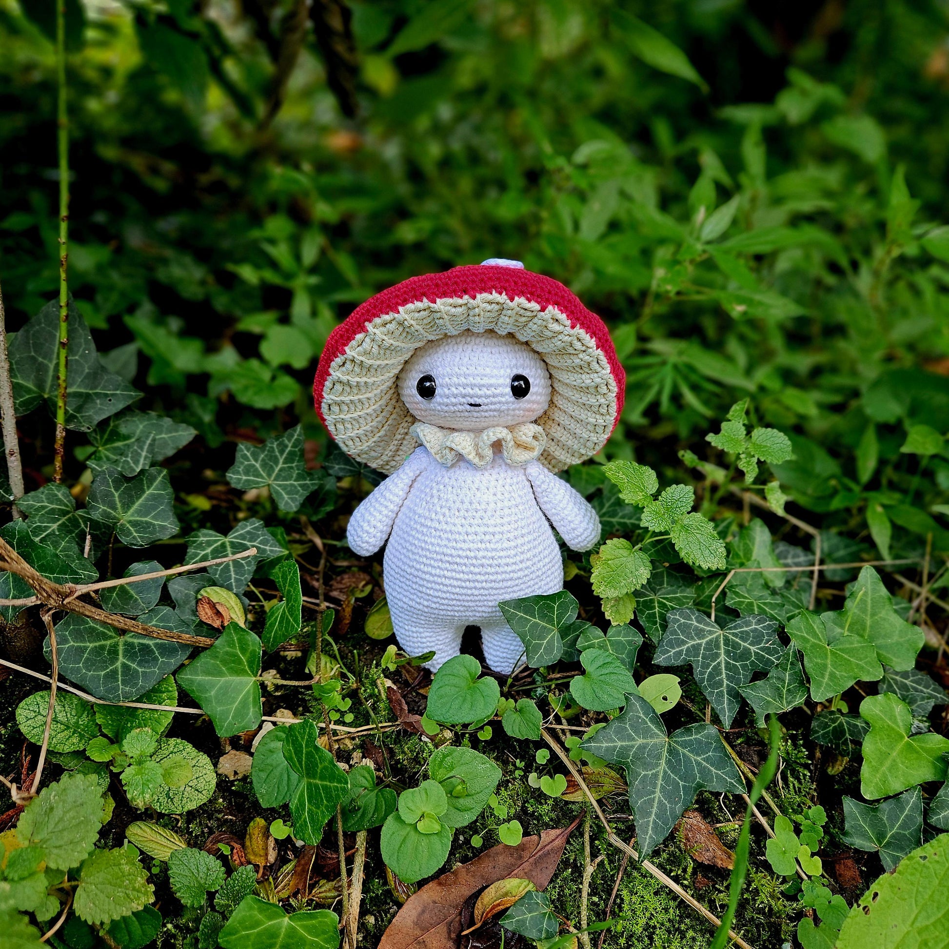Mushroom guy - critter stitch crochet pattern / amigurumi
